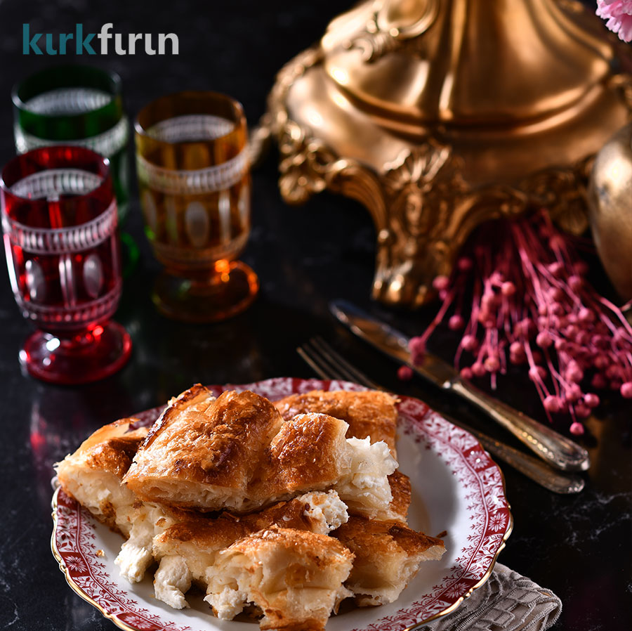 Kıymalı Karaköy Böreği Kırk Fırın